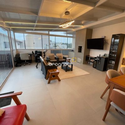 Cobertura com 146m², 2 quartos (sendo 1 suíte), 2 garagens, no bairro Ingleses em Florianópolis