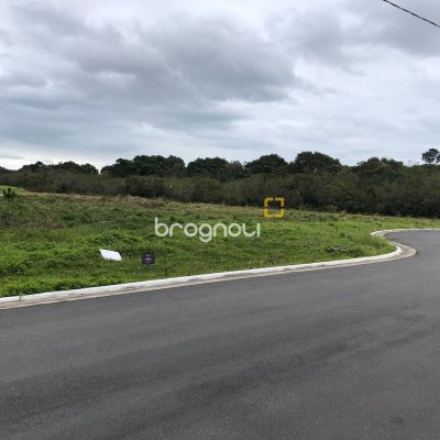 Terreno com 450m², no bairro Vargem Grande em Florianópolis