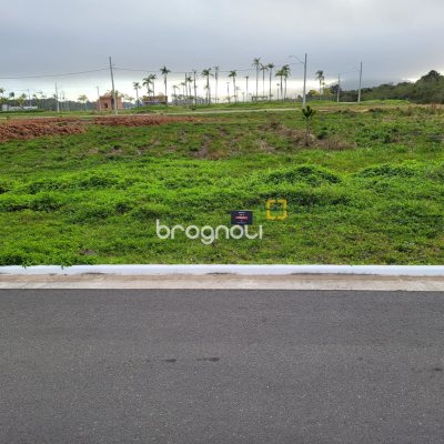 Terreno com 450m², no bairro Vargem Grande em Florianópolis