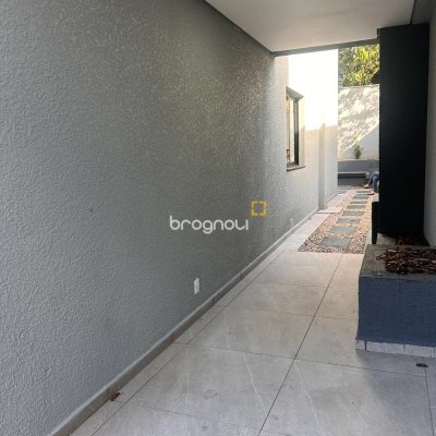 Casa com 140m², 3 quartos (sendo 1 suíte), 2 garagens, no bairro Ingleses em Florianópolis
