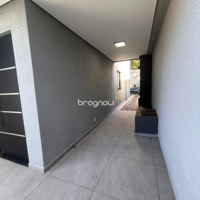 Casa com 140m², 3 quartos (sendo 1 suíte), 2 garagens, no bairro Ingleses em Florianópolis