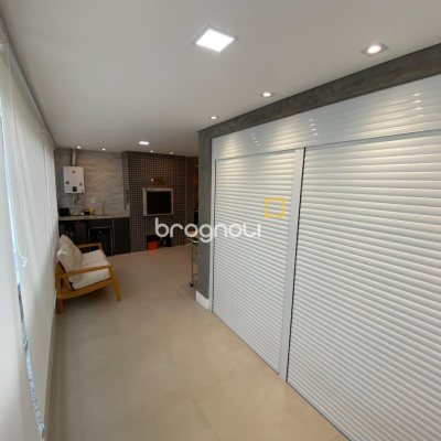 Apartamento com 118m², 3 quartos (sendo 1 suíte), 2 garagens, no bairro Ingleses em Florianópolis