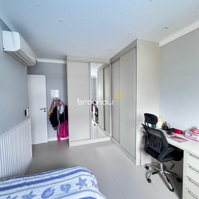 Apartamento com 118m², 3 quartos (sendo 1 suíte), 2 garagens, no bairro Ingleses em Florianópolis