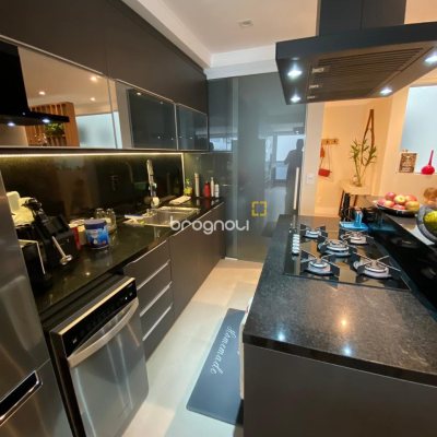 Apartamento com 118m², 3 quartos (sendo 1 suíte), 2 garagens, no bairro Ingleses em Florianópolis