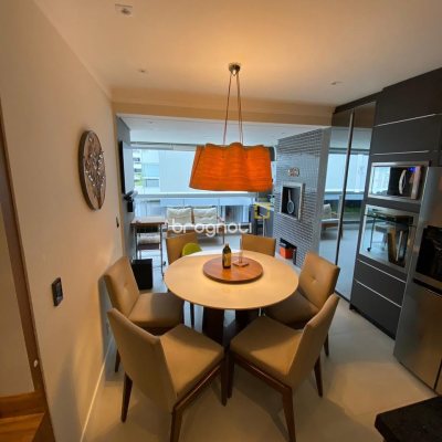 Apartamento com 118m², 3 quartos (sendo 1 suíte), 2 garagens, no bairro Ingleses em Florianópolis