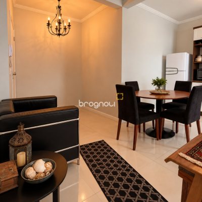 Apartamento com 60m², 2 quartos (sendo 1 suíte), 1 garagem, no bairro Ingleses em Florianópolis