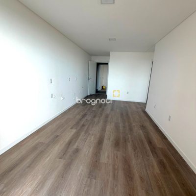 Apartamento com 62m², 2 quartos (sendo 1 suíte), 1 garagem, no bairro Santinho em Florianópolis