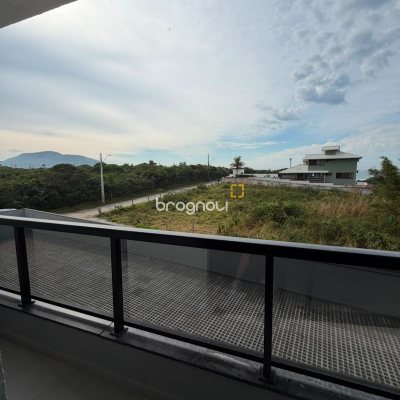 Apartamento com 64m², 2 quartos (sendo 1 suíte), 1 garagem, no bairro Santinho em Florianópolis