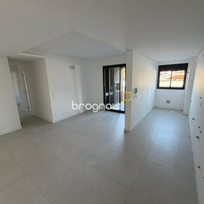 Apartamento com 69m², 2 quartos (sendo 1 suíte), 1 garagem, no bairro João Paulo em Florianópolis