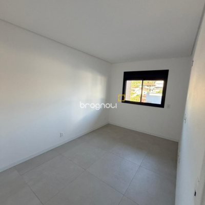 Apartamento com 69m², 2 quartos (sendo 1 suíte), 1 garagem, no bairro João Paulo em Florianópolis