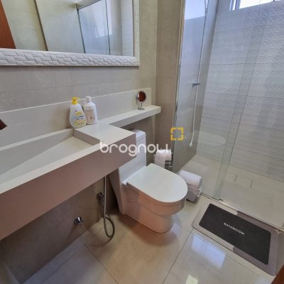 Apartamento com 51m², 2 quartos, 1 garagem, no bairro Kobrasol em São José