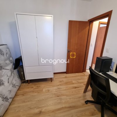 Apartamento com 51m², 2 quartos, 1 garagem, no bairro Kobrasol em São José