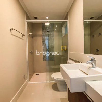 Casa com 1097m², 6 quartos (sendo 6 suítes), 8 garagens, no bairro Praia Brava em Florianópolis
