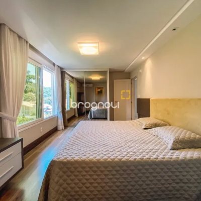 Casa com 1097m², 6 quartos (sendo 6 suítes), 8 garagens, no bairro Praia Brava em Florianópolis