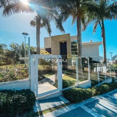 Casa com 1097m², 6 quartos (sendo 6 suítes), 8 garagens, no bairro Praia Brava em Florianópolis