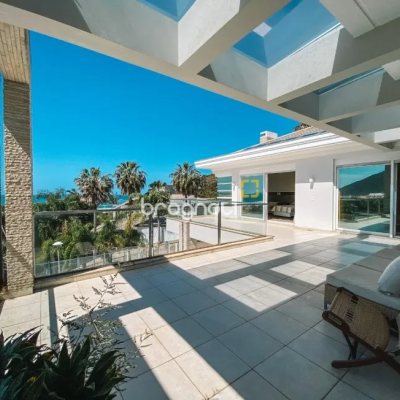 Casa com 1097m², 6 quartos (sendo 6 suítes), 8 garagens, no bairro Praia Brava em Florianópolis