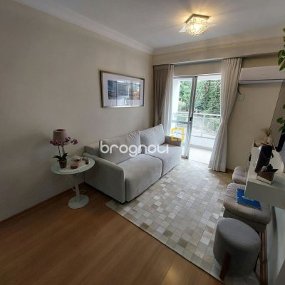Apartamento com 57m², 2 quartos, 1 garagem, no bairro Itacorubi em Florianópolis