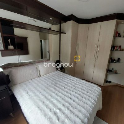 Apartamento com 57m², 2 quartos, 1 garagem, no bairro Itacorubi em Florianópolis