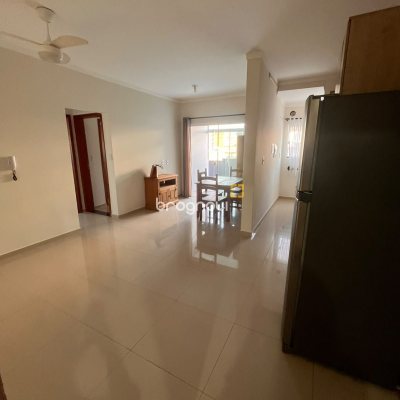 Apartamento com 82m², 2 quartos (sendo 1 suíte), 1 garagem, no bairro Ingleses em Florianópolis