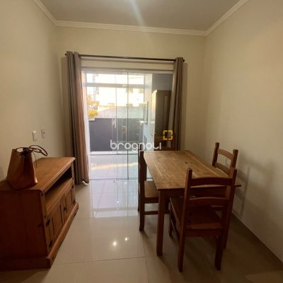 Apartamento com 82m², 2 quartos (sendo 1 suíte), 1 garagem, no bairro Ingleses em Florianópolis