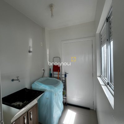 Cobertura com 178m², 3 quartos (sendo 2 suítes), 2 garagens, no bairro Ingleses em Florianópolis