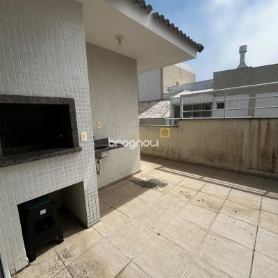 Cobertura com 178m², 3 quartos (sendo 2 suítes), 2 garagens, no bairro Ingleses em Florianópolis