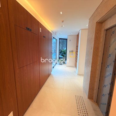 Apartamento com 47m², 1 quarto, 1 garagem, no bairro Coqueiros em Florianópolis