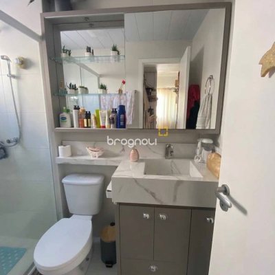 Apartamento com 88m², 3 quartos (sendo 1 suíte), 2 garagens, no bairro Itacorubi em Florianópolis