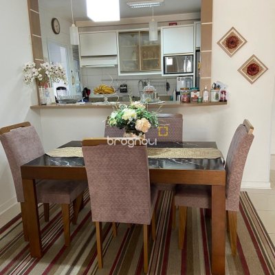 Apartamento com 88m², 3 quartos (sendo 1 suíte), 2 garagens, no bairro Itacorubi em Florianópolis