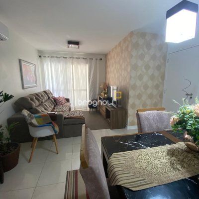 Apartamento com 88m², 3 quartos (sendo 1 suíte), 2 garagens, no bairro Itacorubi em Florianópolis