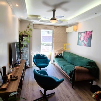 Apartamento com 84m², 3 quartos (sendo 1 suíte), 1 garagem, no bairro Itacorubi em Florianópolis