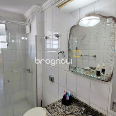 Apartamento com 84m², 3 quartos (sendo 1 suíte), 1 garagem, no bairro Itacorubi em Florianópolis