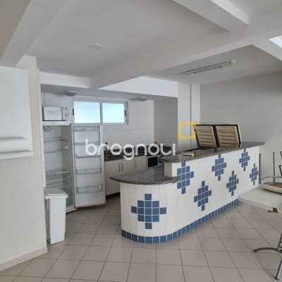 Apartamento com 84m², 3 quartos (sendo 1 suíte), 1 garagem, no bairro Itacorubi em Florianópolis