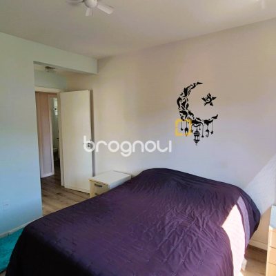 Apartamento com 84m², 3 quartos (sendo 1 suíte), 1 garagem, no bairro Itacorubi em Florianópolis