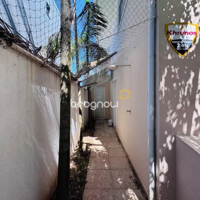 Casa com 119m², 3 quartos (sendo 1 suíte), 1 garagem, no bairro Campeche em Florianópolis