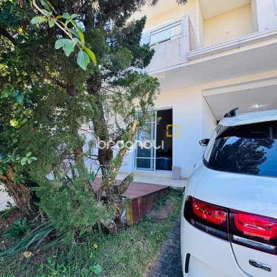 Casa com 119m², 3 quartos (sendo 1 suíte), 1 garagem, no bairro Campeche em Florianópolis
