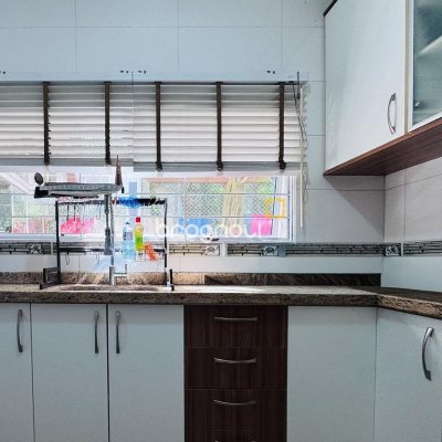 Casa com 119m², 3 quartos (sendo 1 suíte), 1 garagem, no bairro Campeche em Florianópolis