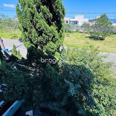 Casa com 119m², 3 quartos (sendo 1 suíte), 1 garagem, no bairro Campeche em Florianópolis