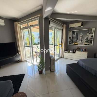 Apartamento com 58m², 1 quarto, 1 garagem, no bairro Lagoa da Conceição em Florianópolis