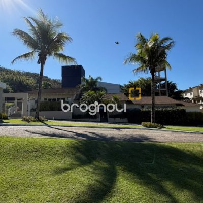Apartamento com 58m², 1 quarto, 1 garagem, no bairro Lagoa da Conceição em Florianópolis