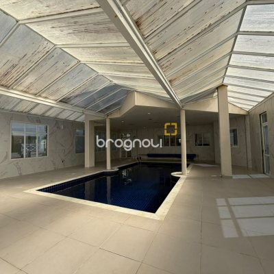 Apartamento com 58m², 1 quarto, 1 garagem, no bairro Lagoa da Conceição em Florianópolis