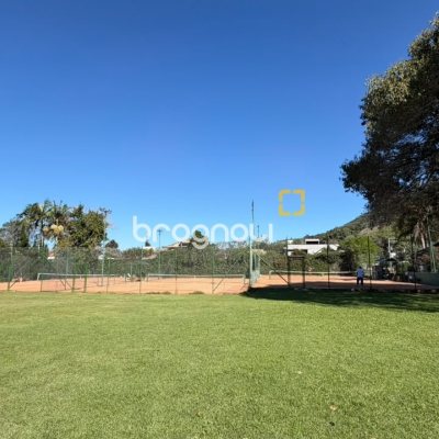 Apartamento com 58m², 1 quarto, 1 garagem, no bairro Lagoa da Conceição em Florianópolis