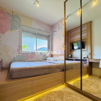 Apartamento com 76m², 2 quartos (sendo 1 suíte), 1 garagem, no bairro Campeche em Florianópolis