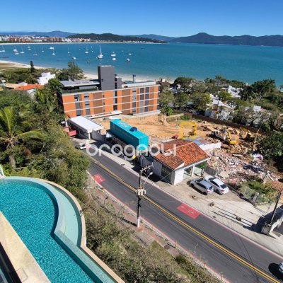 Apartamento com 280m², 3 quartos (sendo 3 suítes), 4 garagens, no bairro Canasvieiras em Florianópolis