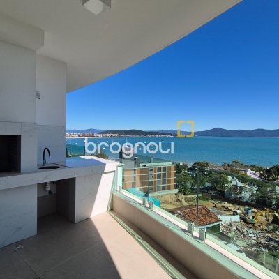 Apartamento com 280m², 3 quartos (sendo 3 suítes), 4 garagens, no bairro Canasvieiras em Florianópolis