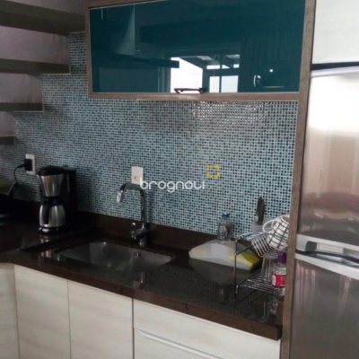 Casa com 117m², 3 quartos (sendo 1 suíte), 2 garagens, no bairro Ingleses em Florianópolis