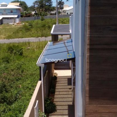 Casa com 117m², 3 quartos (sendo 1 suíte), 2 garagens, no bairro Ingleses em Florianópolis