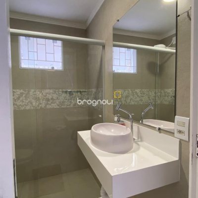 Casa com 130m², 3 quartos (sendo 2 suítes), 1 garagem, no bairro Ingleses em Florianópolis