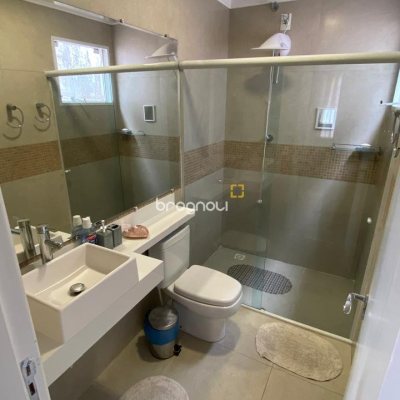 Casa com 130m², 3 quartos (sendo 2 suítes), 1 garagem, no bairro Ingleses em Florianópolis