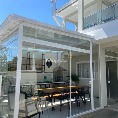 Casa com 130m², 3 quartos (sendo 2 suítes), 1 garagem, no bairro Ingleses em Florianópolis